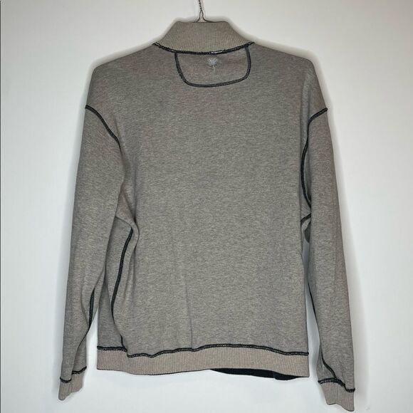 Tommy Bahama Medium Reversible 1/4 Zip Top in Smoke Gray and Light Gray Beige - Picture 6 of 6